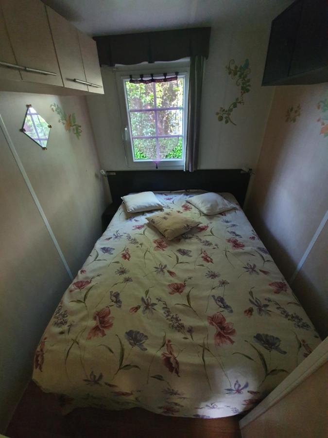 Mobil Home Sainte-Eulalie-en-Born Luaran gambar